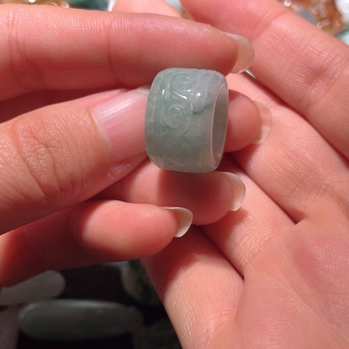 【闪购商品】翡翠颈饰未镶嵌天然翡翠