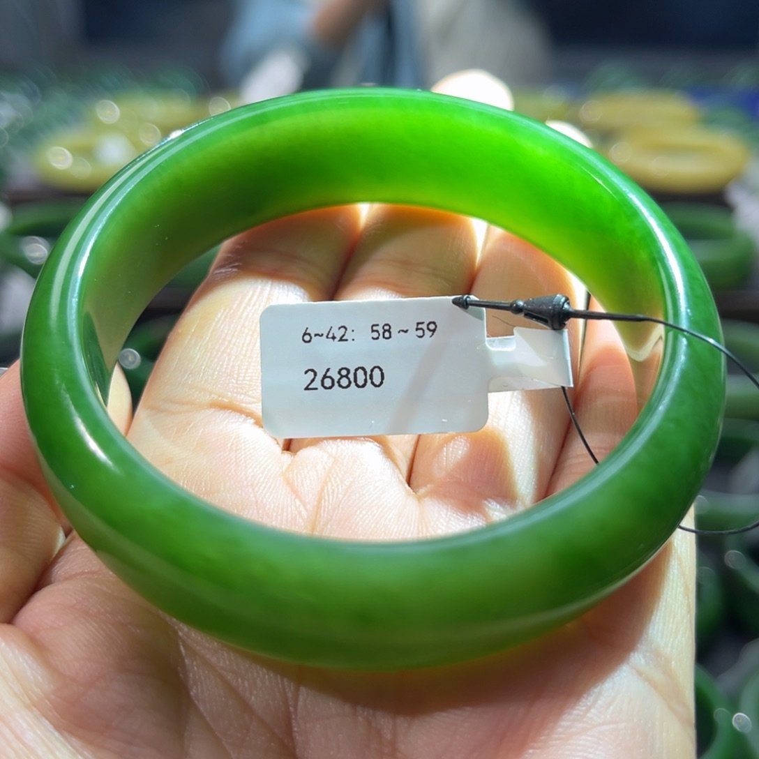 和田玉（碧玉）手镯未镶嵌