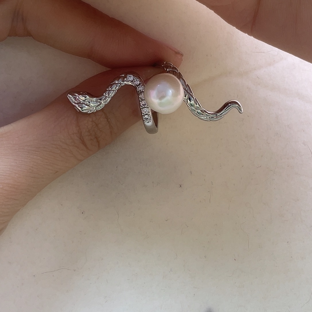 淡水珍珠耳饰未镶嵌