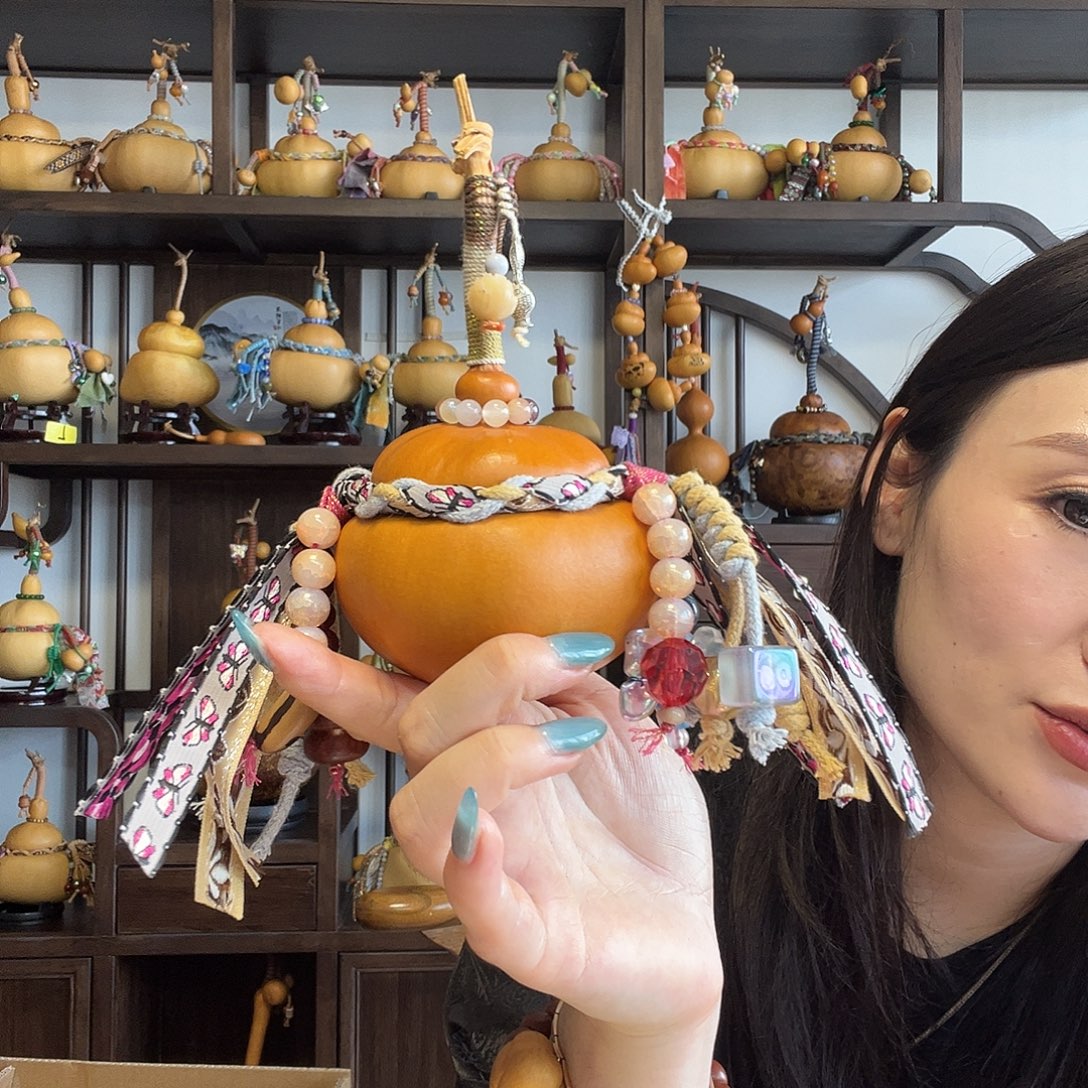 美***荣微微瑕老皮圆元宝钱袋