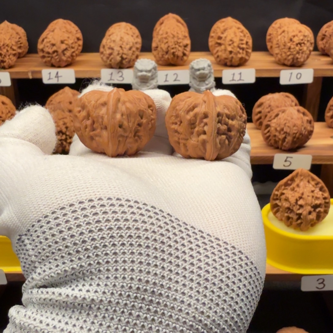 把件桃核全品无修平谷元宝39