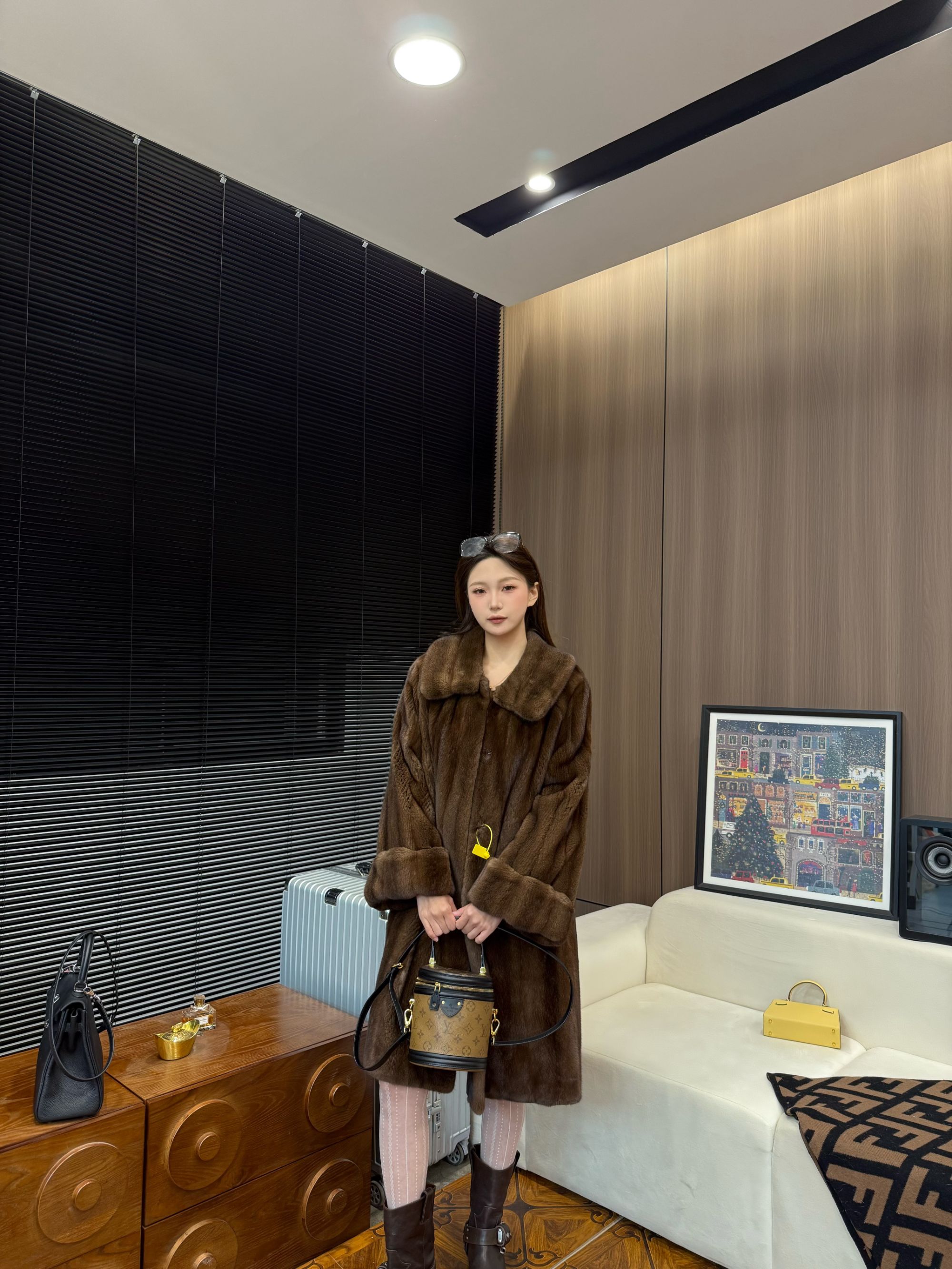 【J,N】长款全抽刀南瓜袖紫金短二水貂外套