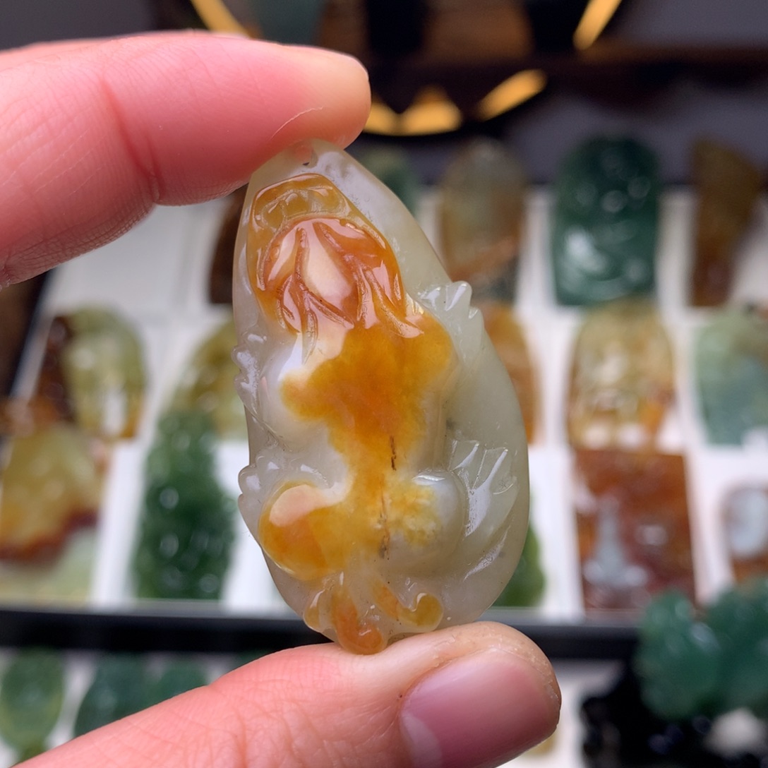 岫玉挂件貔貅未镶嵌