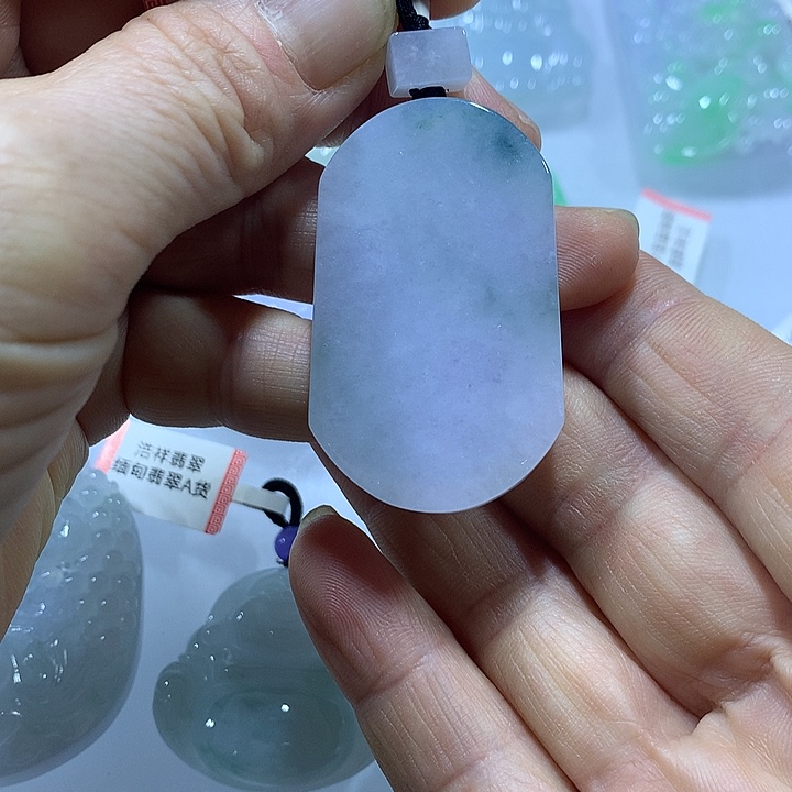 翡翠未镶嵌颈饰天然翡翠A货吊坠