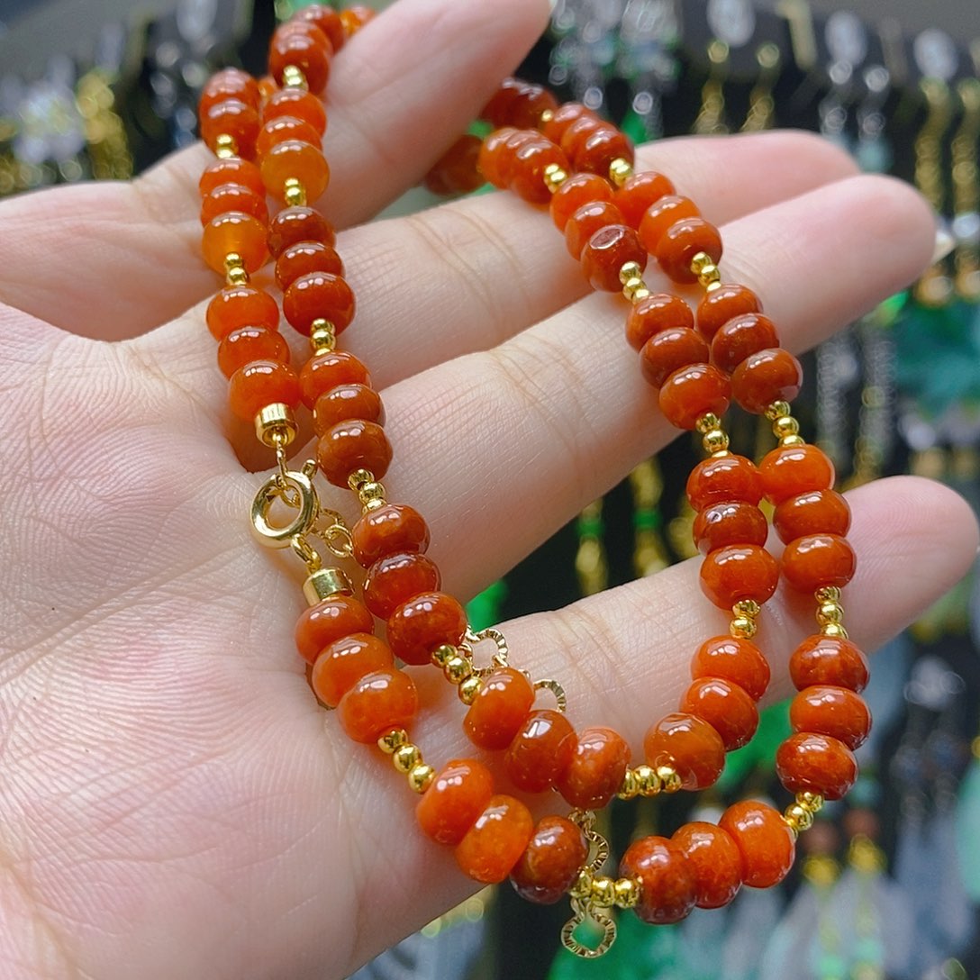 未镶嵌翡翠耳饰翡翠