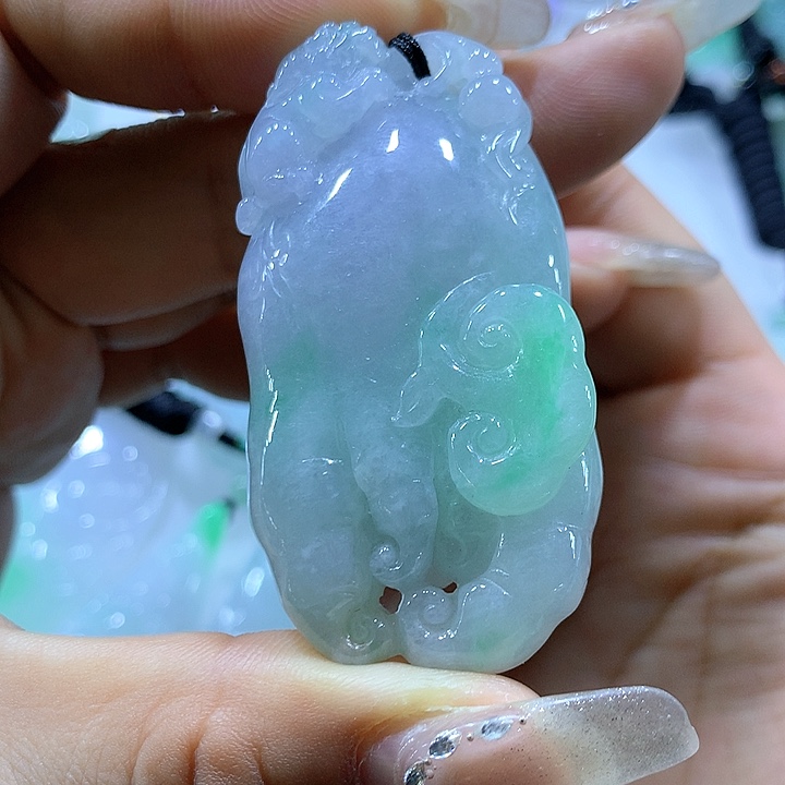 翡翠颈饰未镶嵌天然翡翠A货吊坠