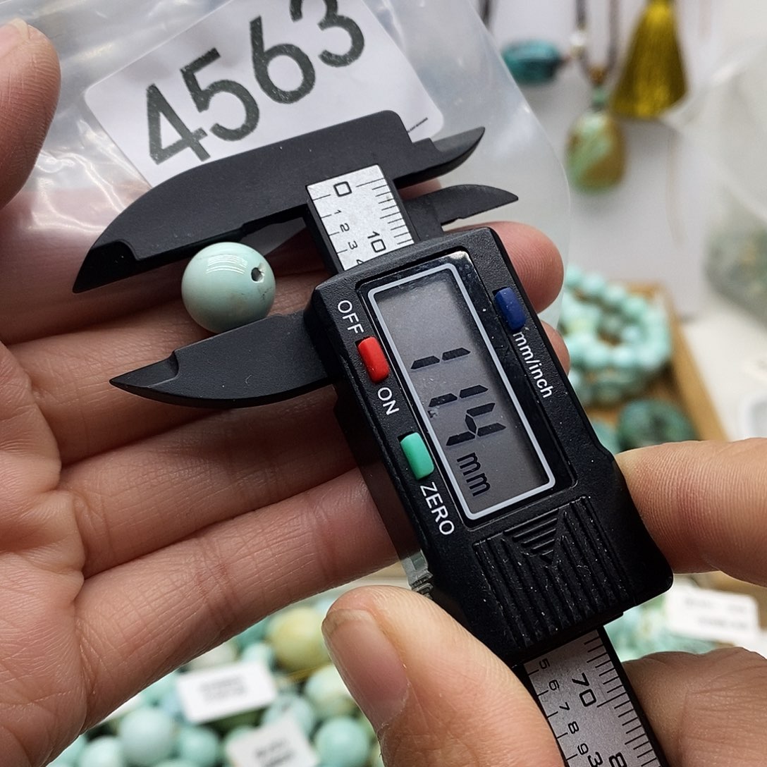 南红玛瑙未镶嵌颈饰