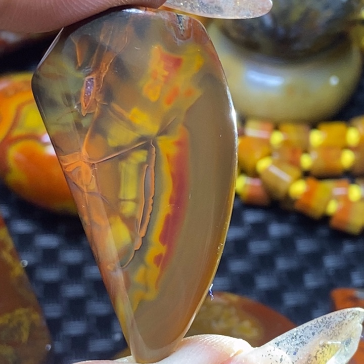 玛瑙/玉髓颈饰未镶嵌