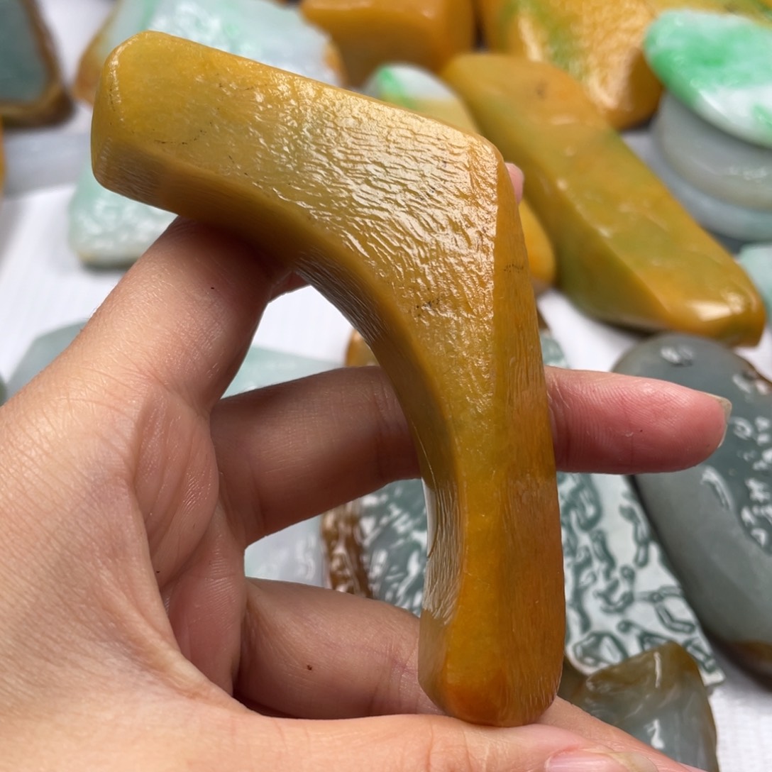 【闪购商品】翡翠颈饰未镶嵌翡翠