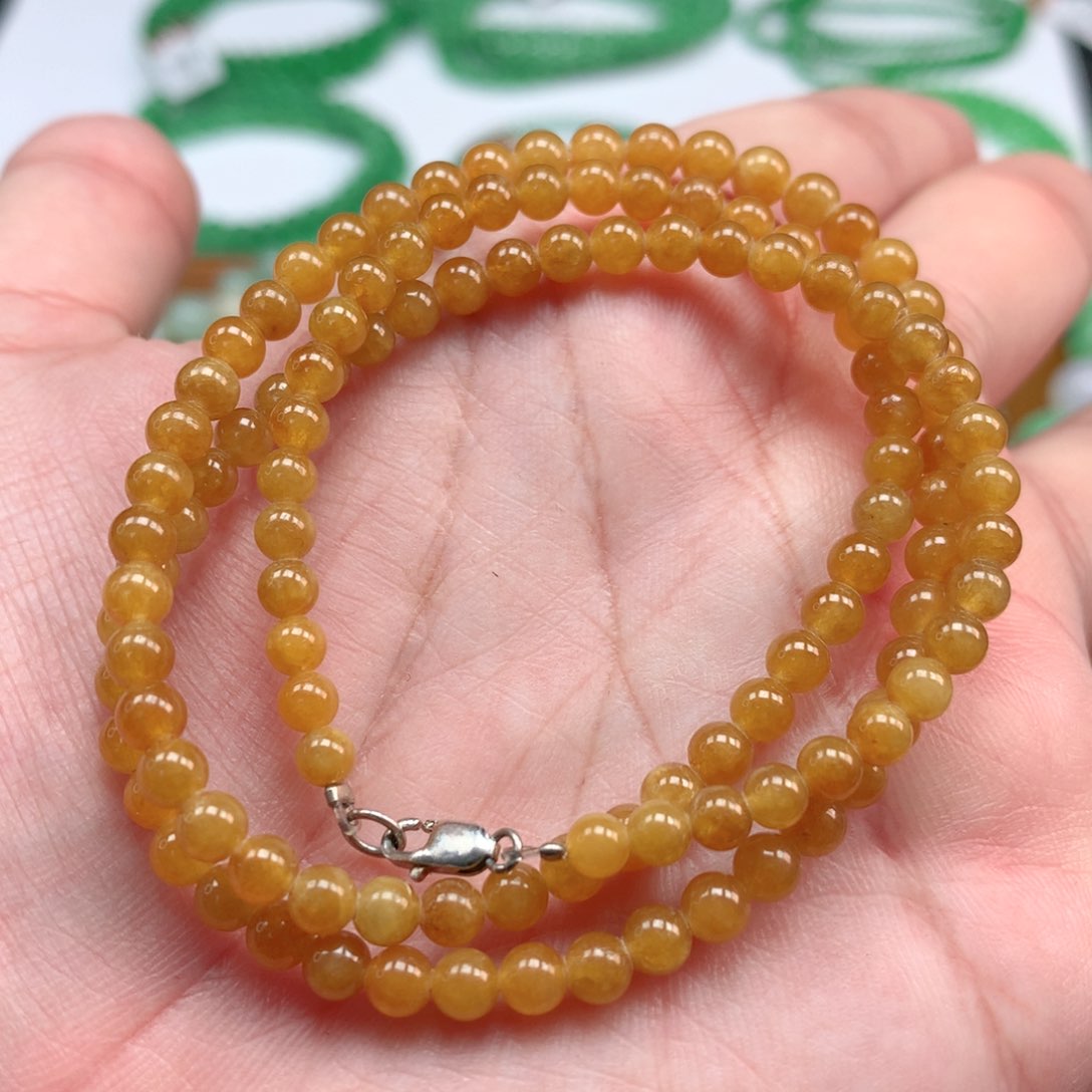 翡翠手链未镶嵌翡翠