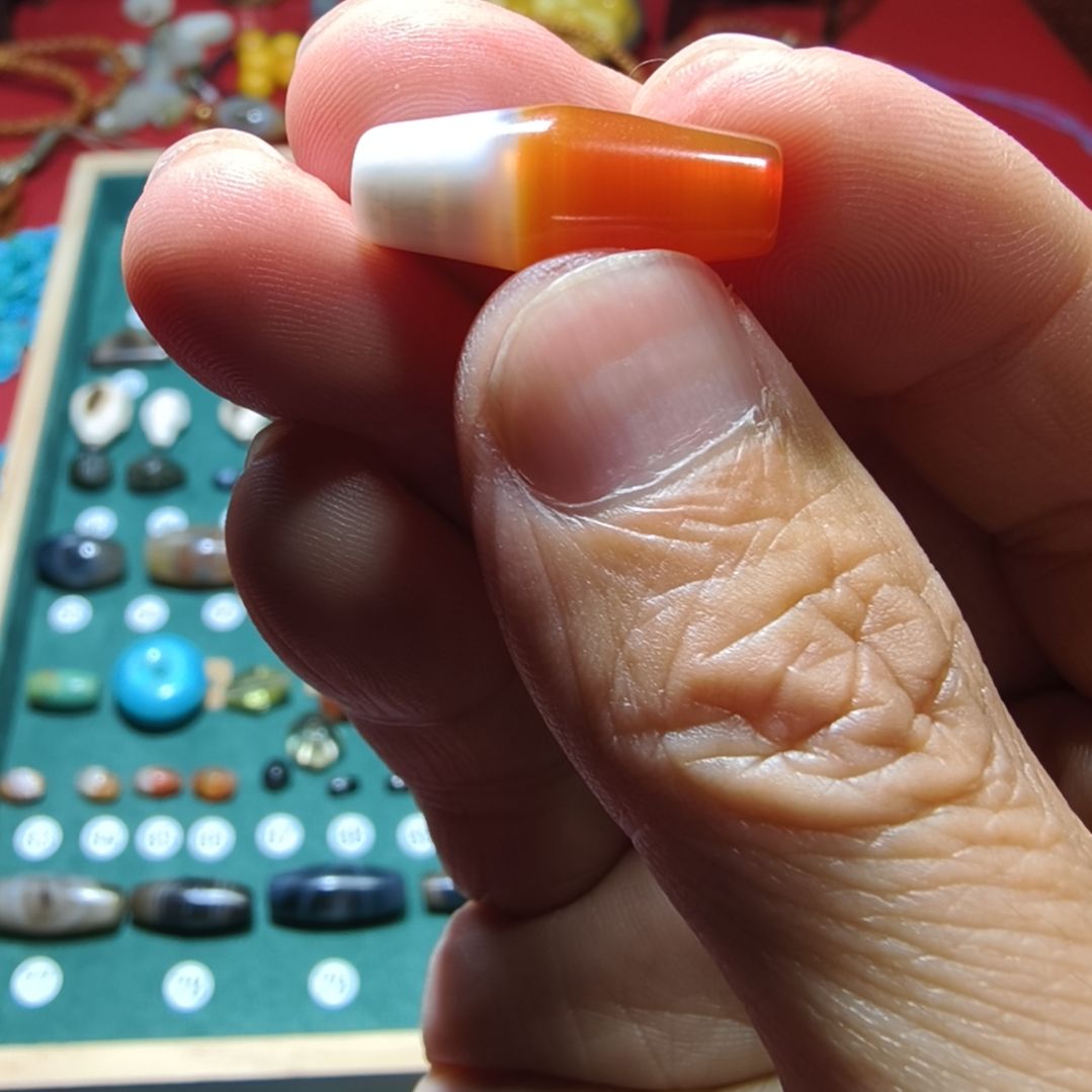 玛瑙/玉髓未镶嵌珠子天然原矿玛瑙