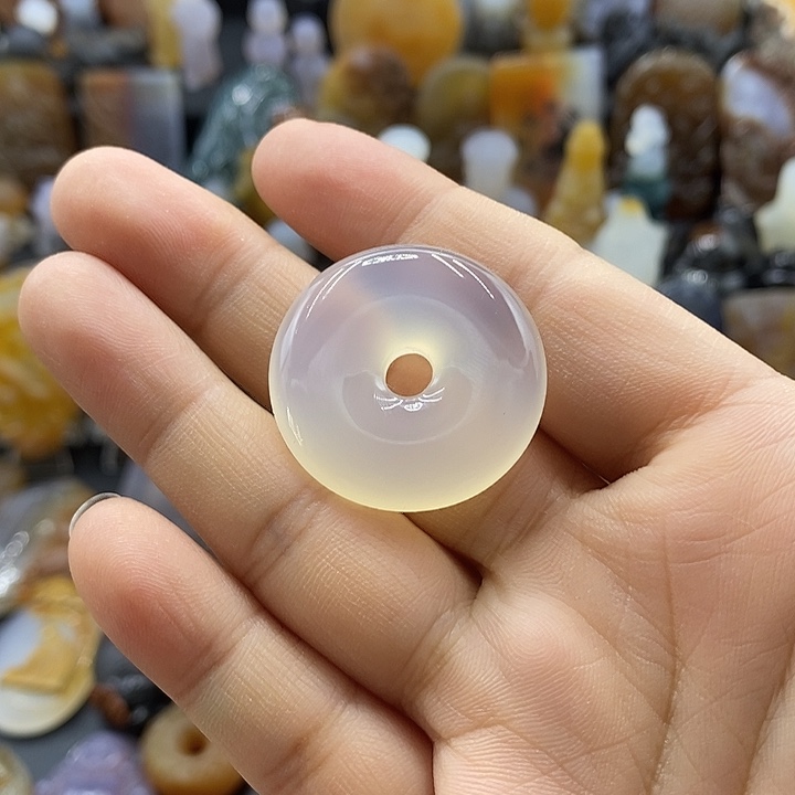 玛瑙/玉髓未镶嵌颈饰