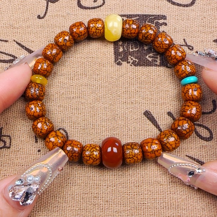 星月菩提吊坠手串