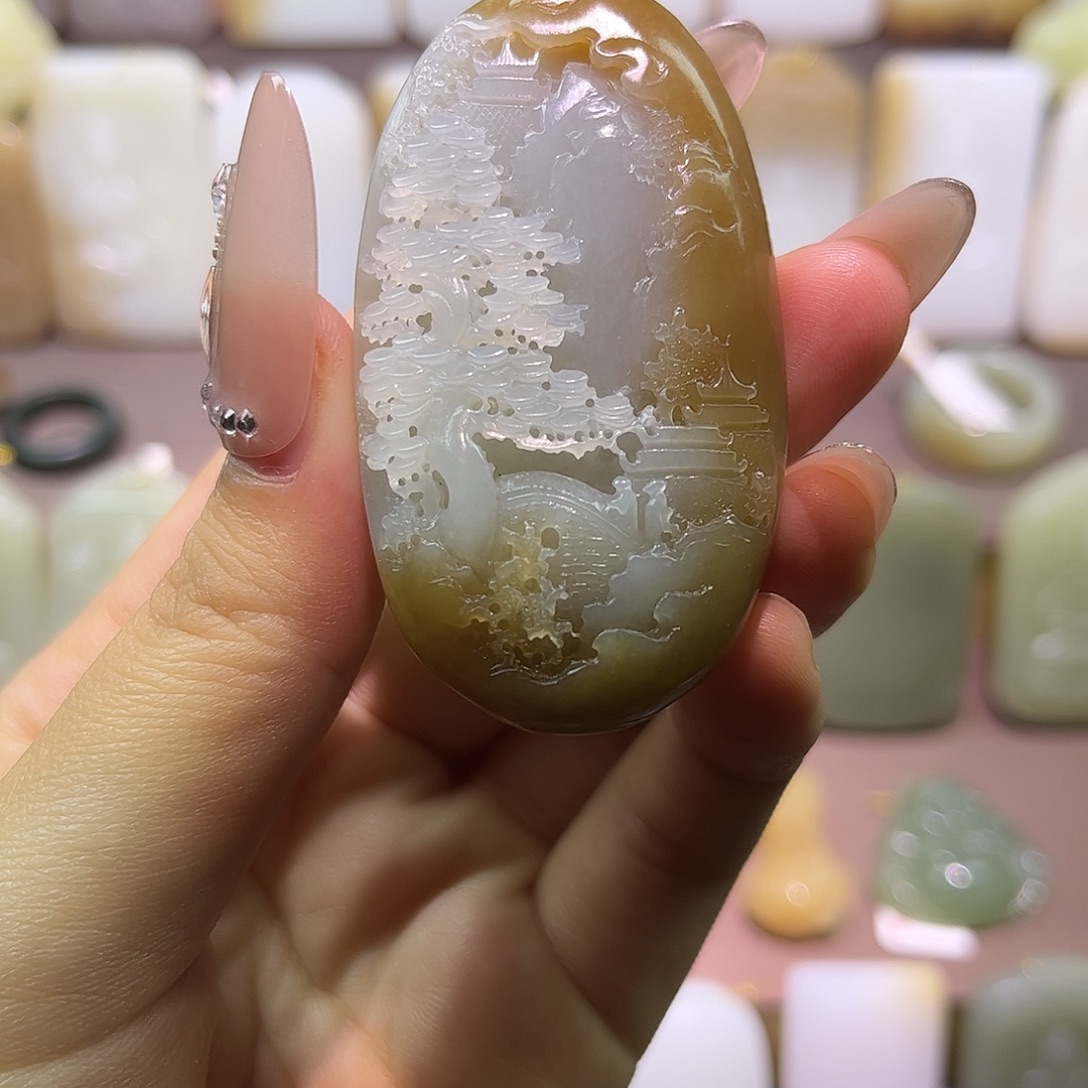 j***u和田玉未镶嵌颈饰