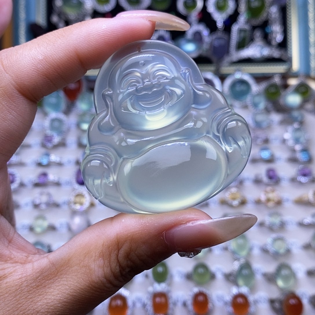 小***皮岫玉未镶嵌颈饰吊坠