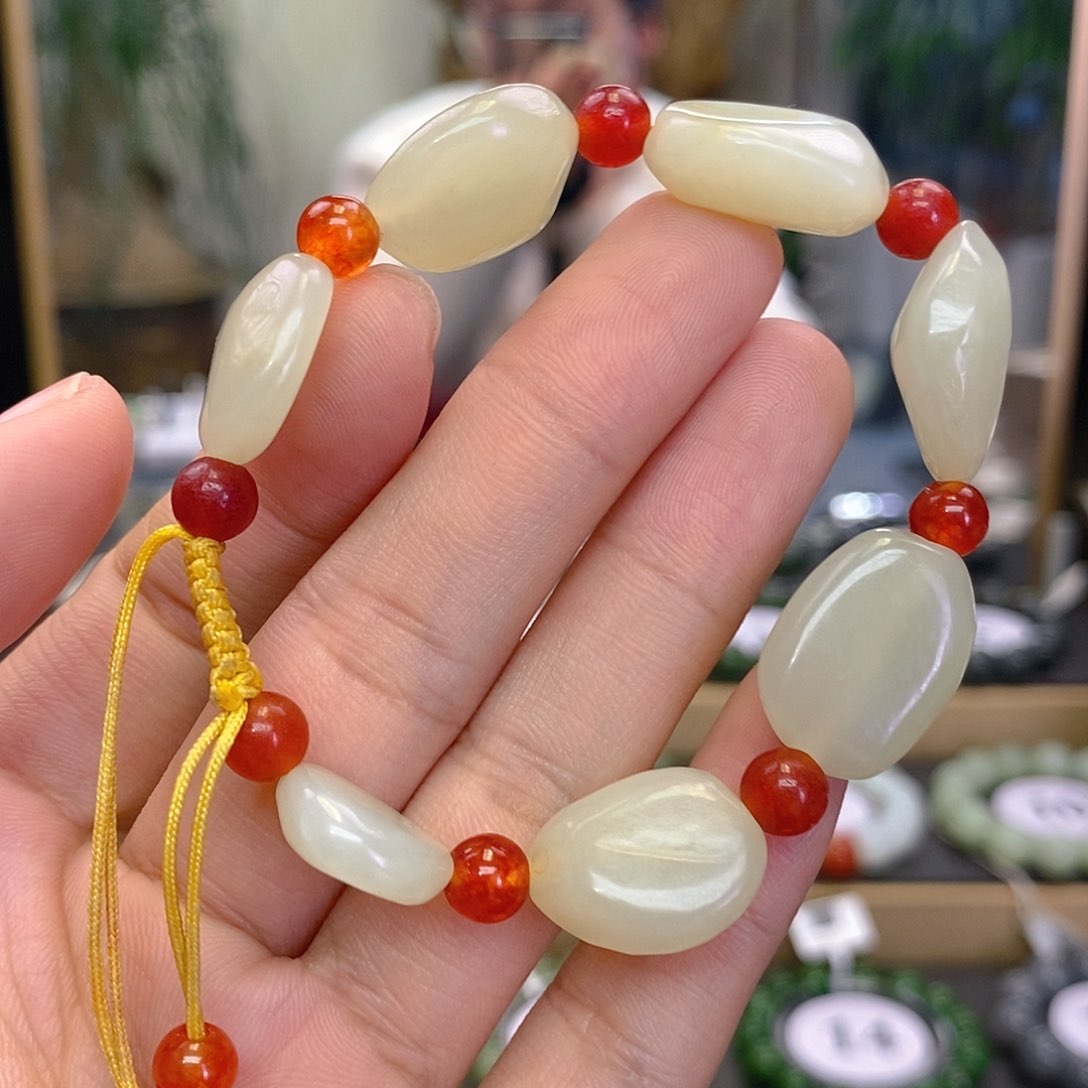 未镶嵌手串和田玉