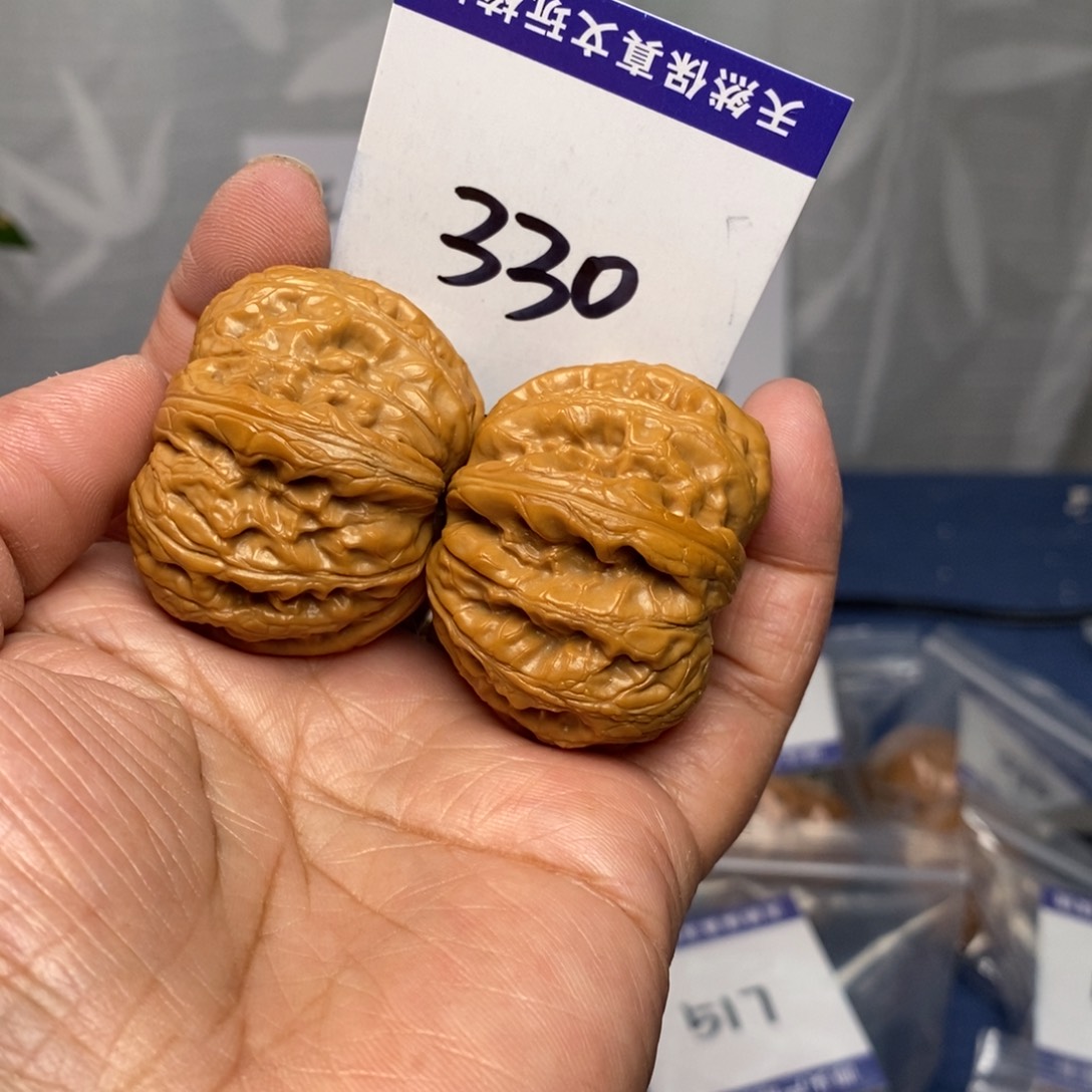 文玩核桃把件41元宝