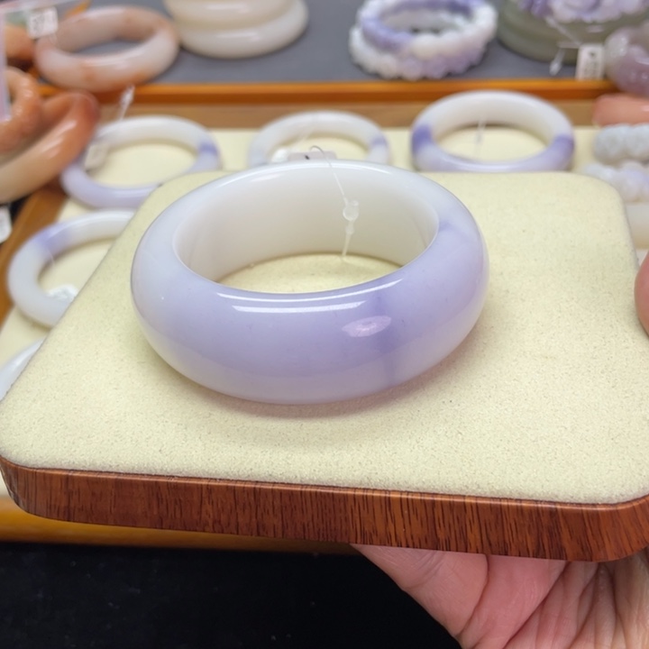 未镶嵌石英岩玉珠宝奇石安