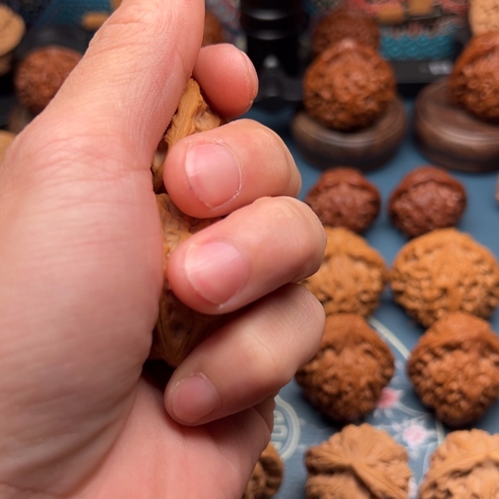 桃核吊坠枯*发哥哥哥哥哥哥