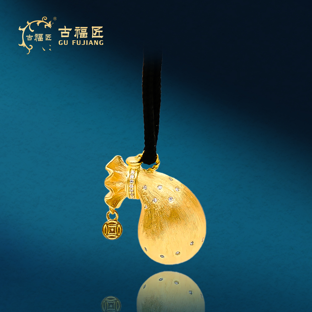 古福匠黄金足金缎带拉丝点钻钱袋吊坠时尚金吊坠宽24.7mm