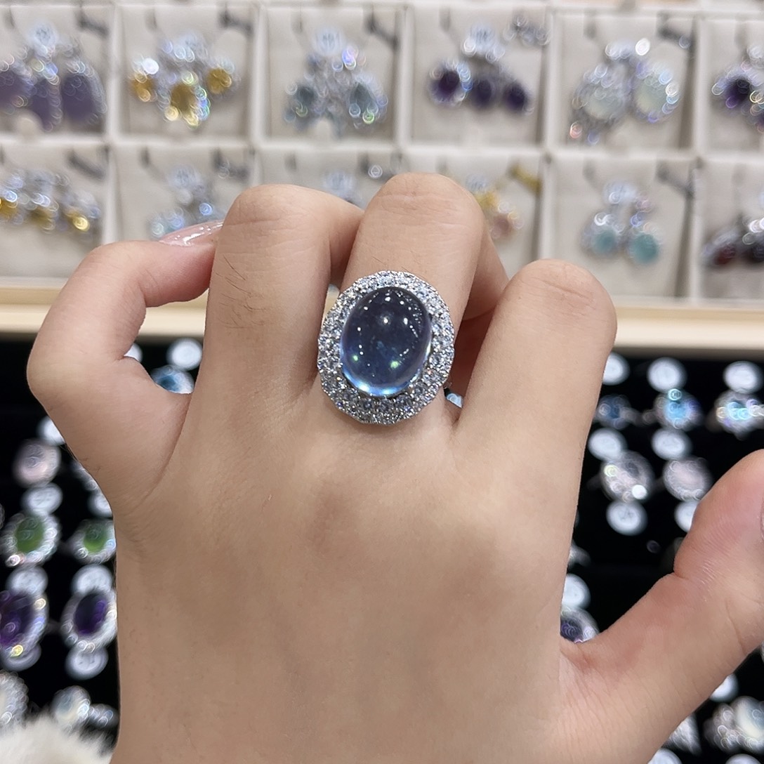 王***）银S925镶嵌海蓝宝石戒指