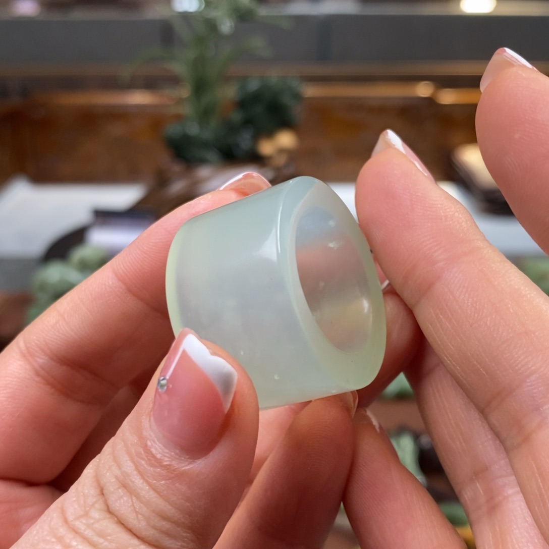 蛇纹石玉挂件未镶嵌小*