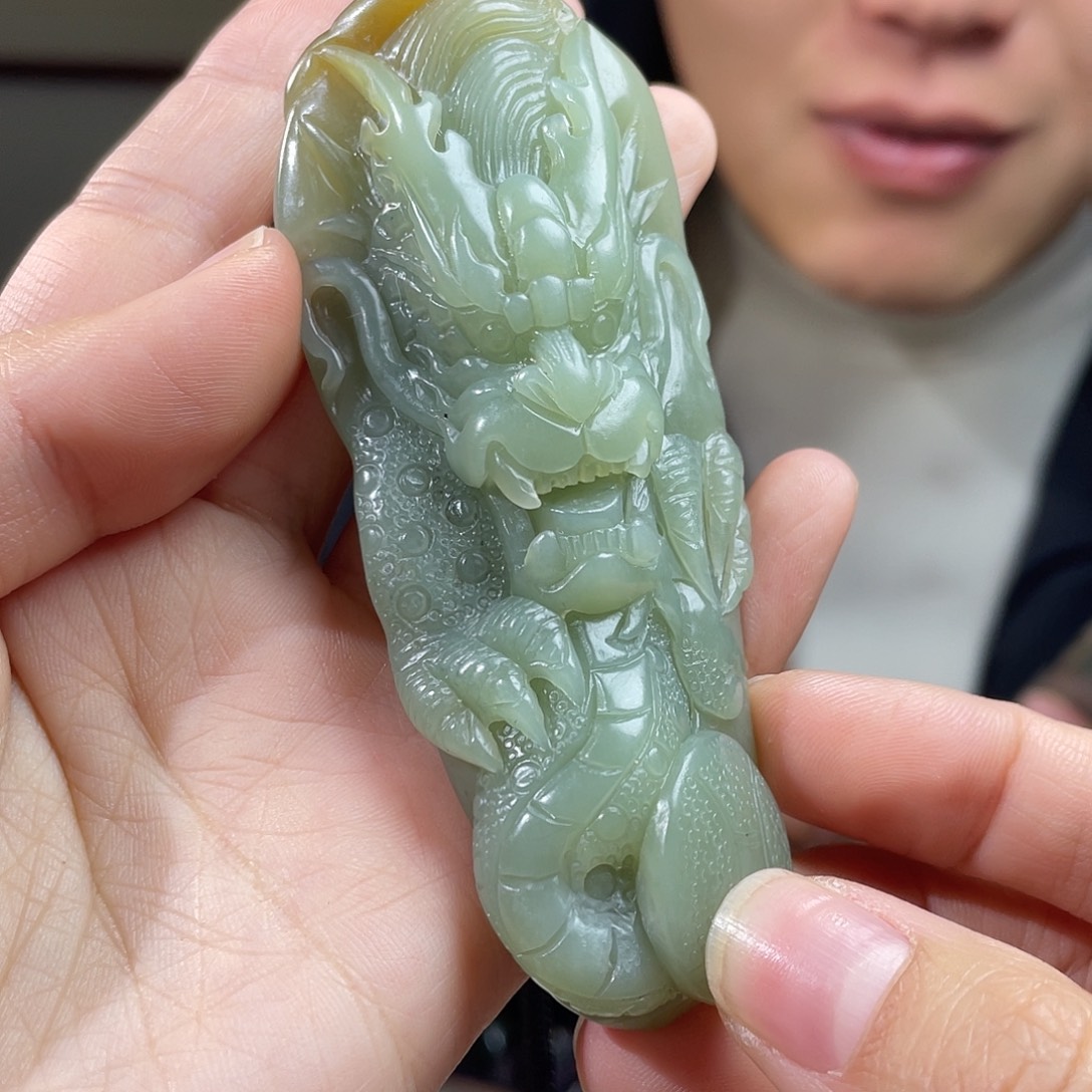 和田玉（糖玉）未镶嵌把件