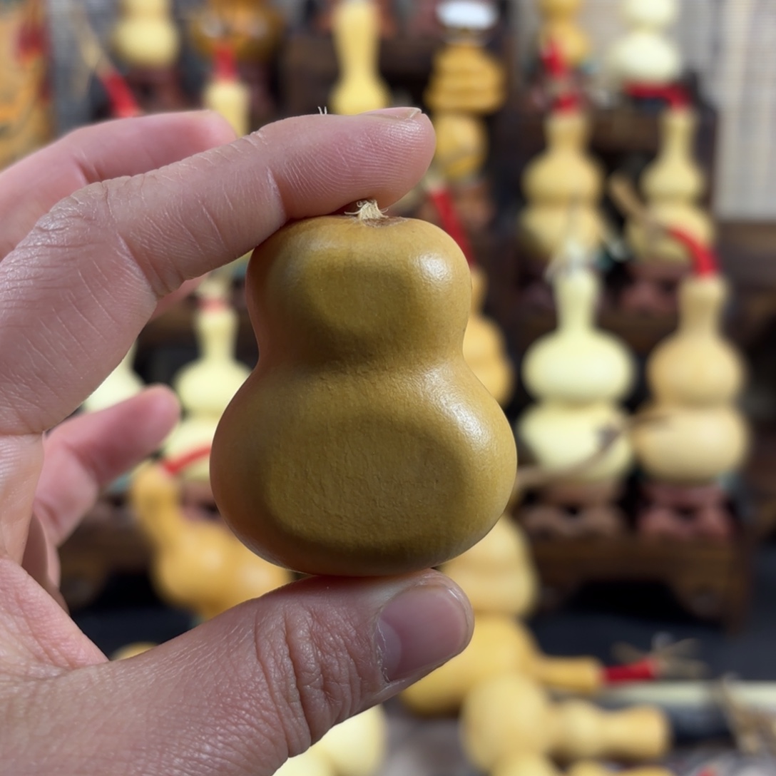 全品无暇厚皮响耔瓶子夹扁