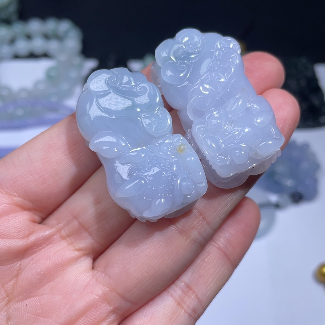 翡翠戒指未镶嵌貔貅