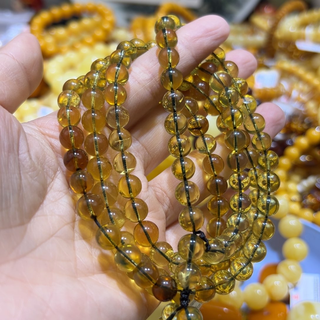 琥珀珠宝奇石未镶嵌
