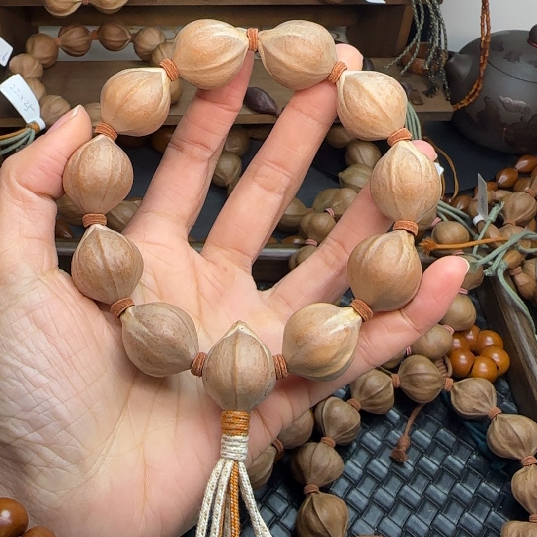 手串橄榄核09。2.0*2.6