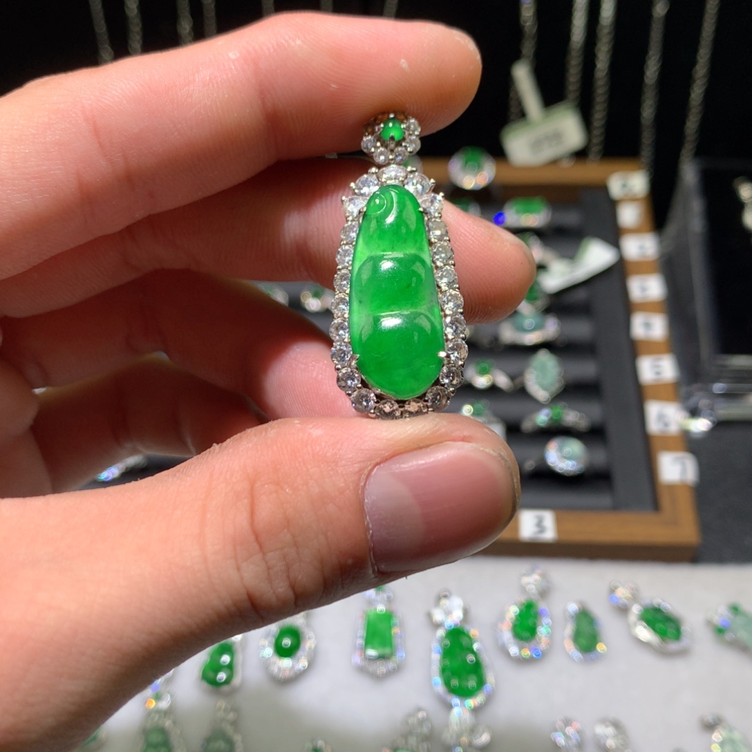 鑫****翡翠银S925镶嵌吊坠(不含链)吊坠