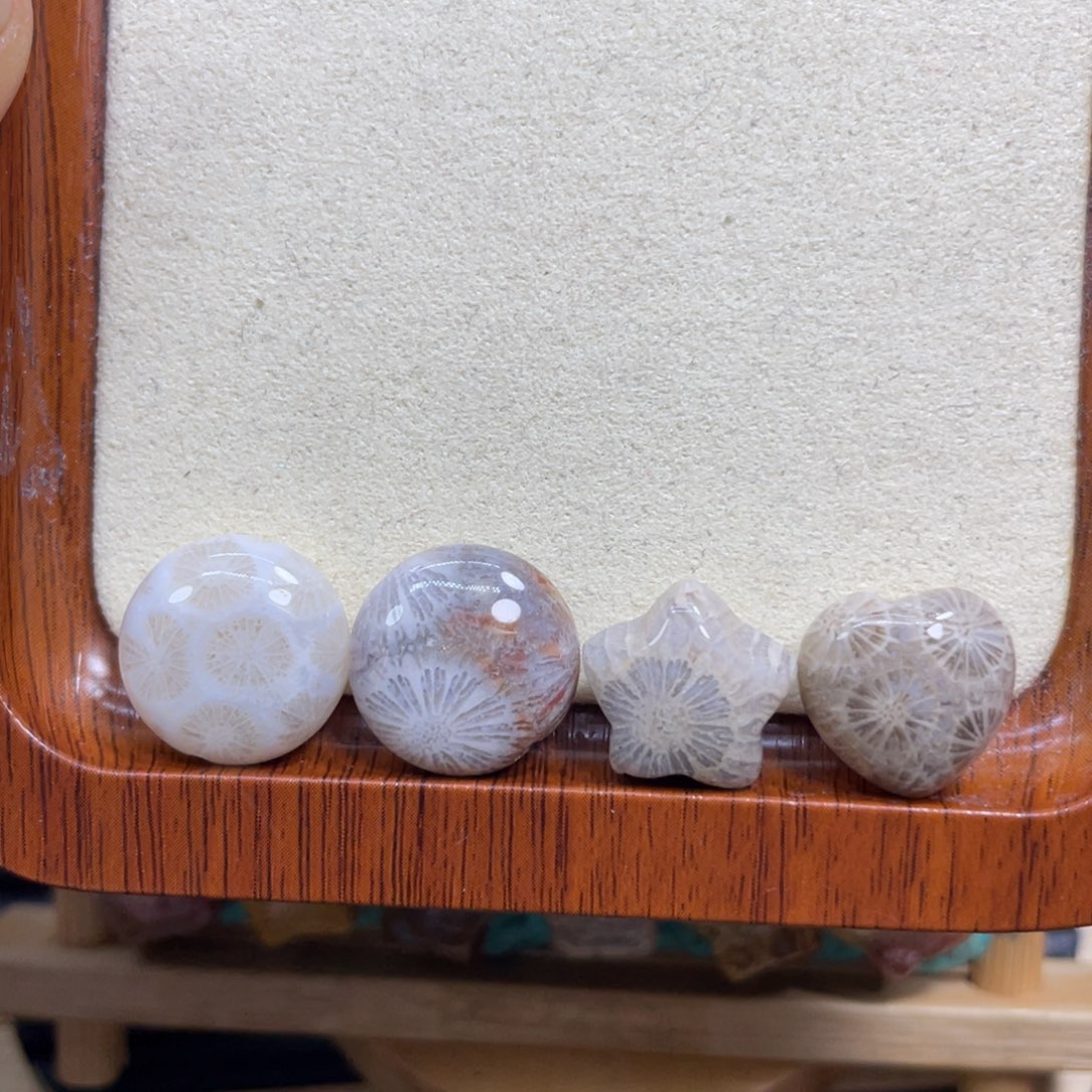 G***萱硅化玉未镶嵌颈饰k103