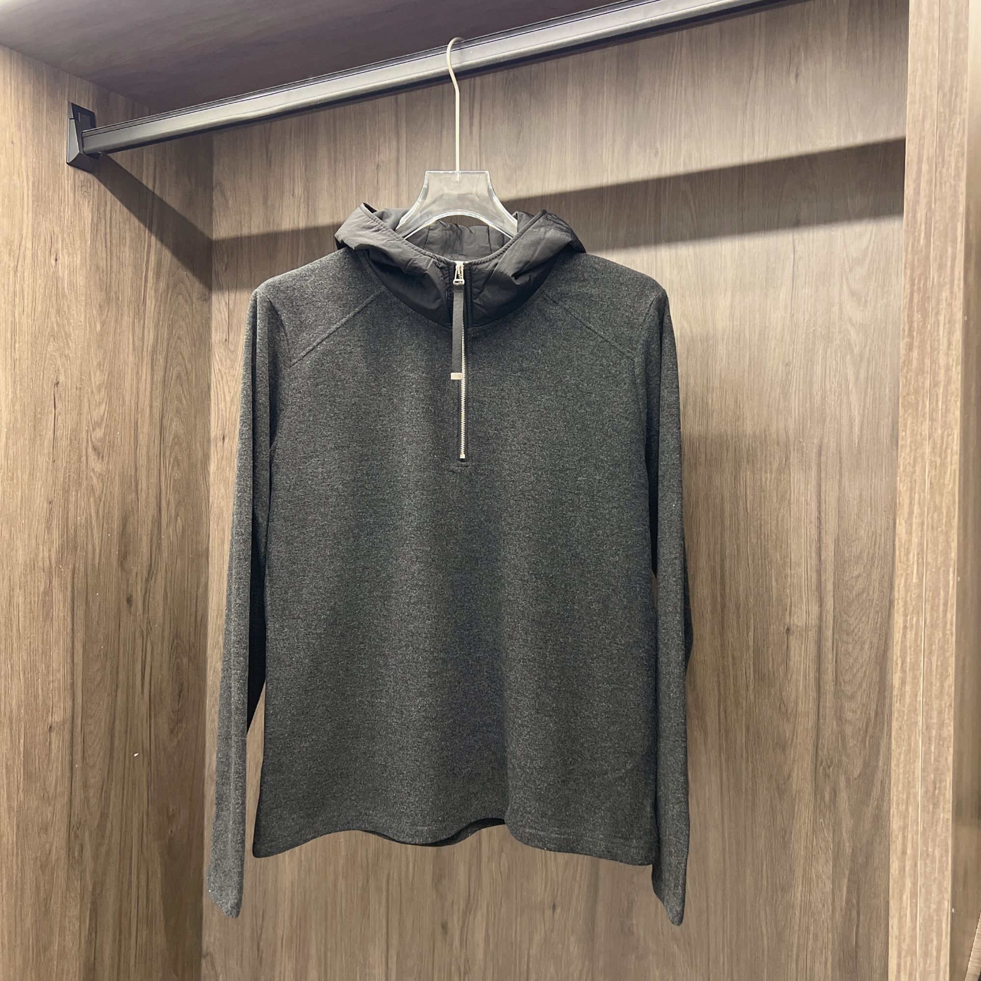 直筒型女款秋冬季拉链通勤风连帽打底衫高领舒适半拉链休闲