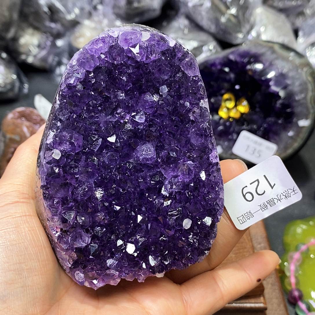 水晶大型摆件（非配饰）未镶嵌