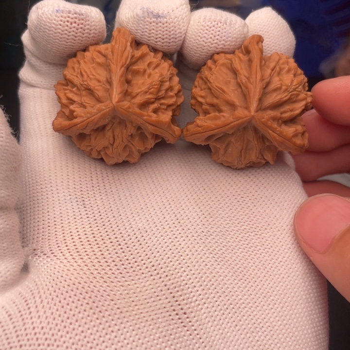 文玩核桃吊坠盘山