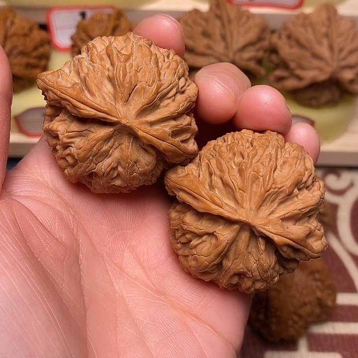 P***列吊坠文玩核桃44苹果