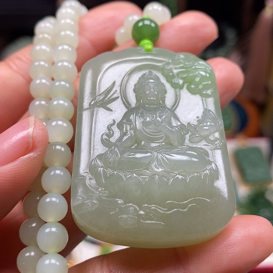 和田玉颈饰未镶嵌