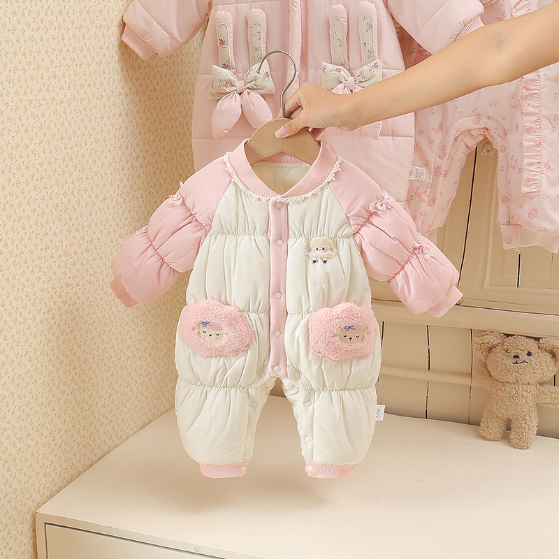 冬款婴儿心动绵羊加厚外出服宝宝保暖连体衣婴幼儿夹棉哈衣爬服