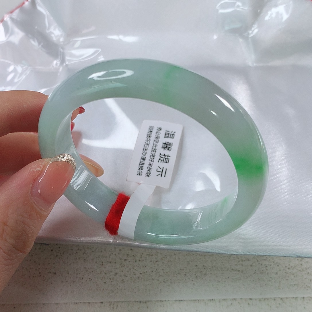 翡翠手镯未镶嵌 贵妃①⑤⑥