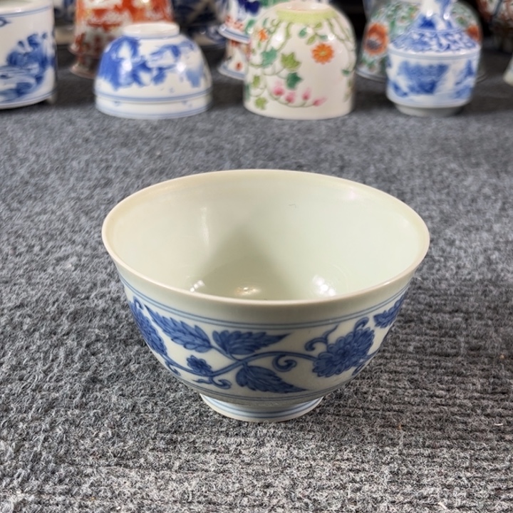 天***心摆件瓷三个青花的小杯子
