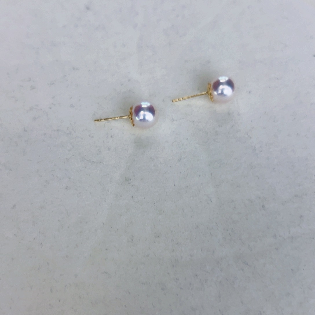 海水珍珠海水akoya天女耳钉7.5-8mm18K金镶嵌