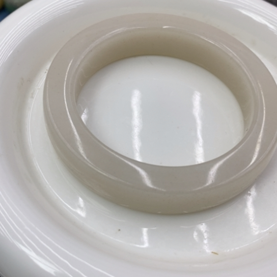 石英质玉未镶嵌手饰