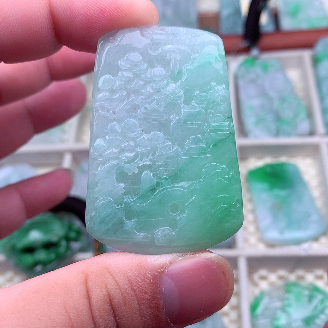 翡翠未镶嵌吊坠(不含链)