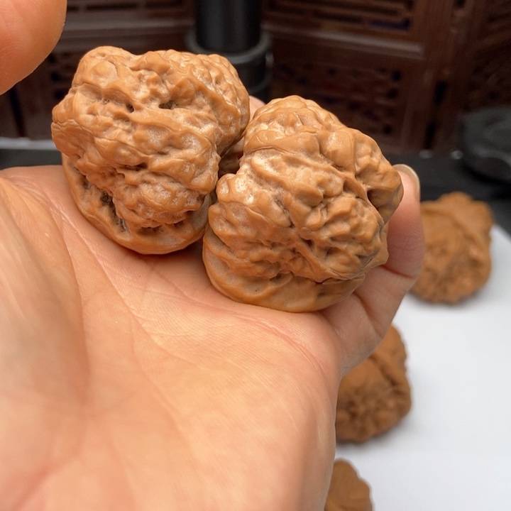 核桃把件言***。39×40蛤蟆头全品