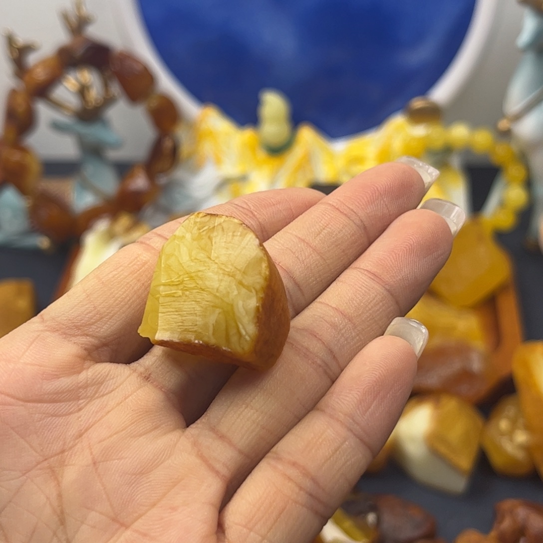 小***象定制琥珀未镶嵌蜜蜡定制
