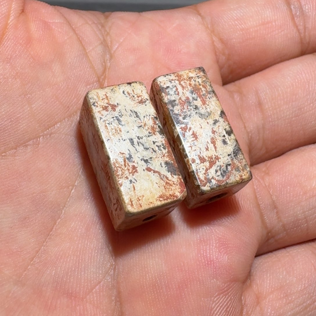 和田玉（糖玉）未镶嵌挂件无**藏