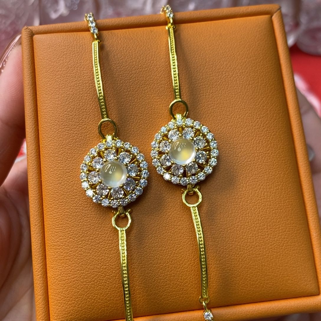 石英质玉合金手链随机发一