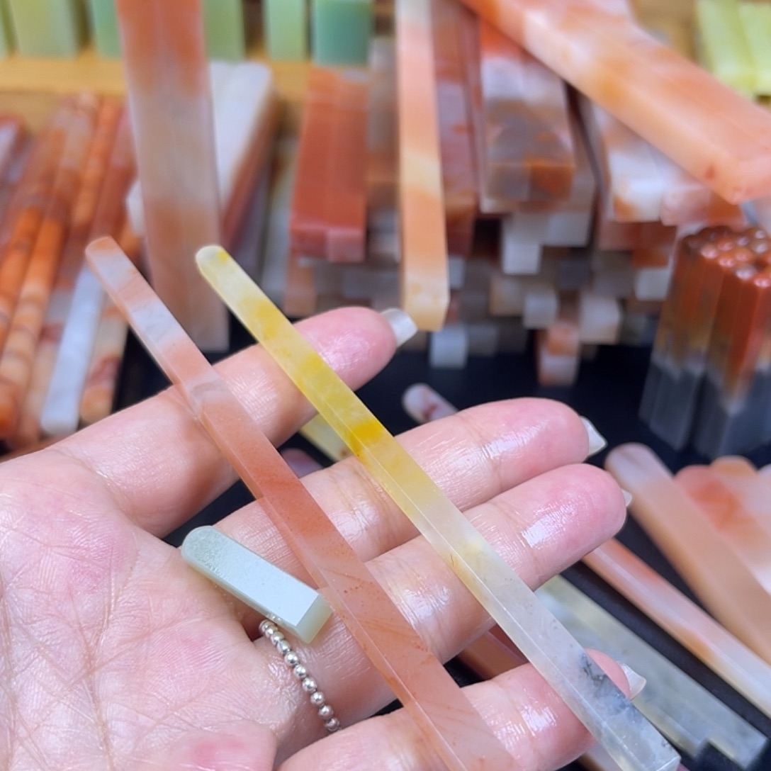 s***.印石青田石老挝石牙签