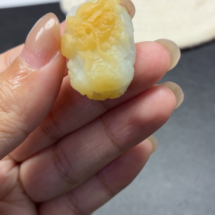 ****࿐定制翡翠未镶嵌毛货待编款式不退不换